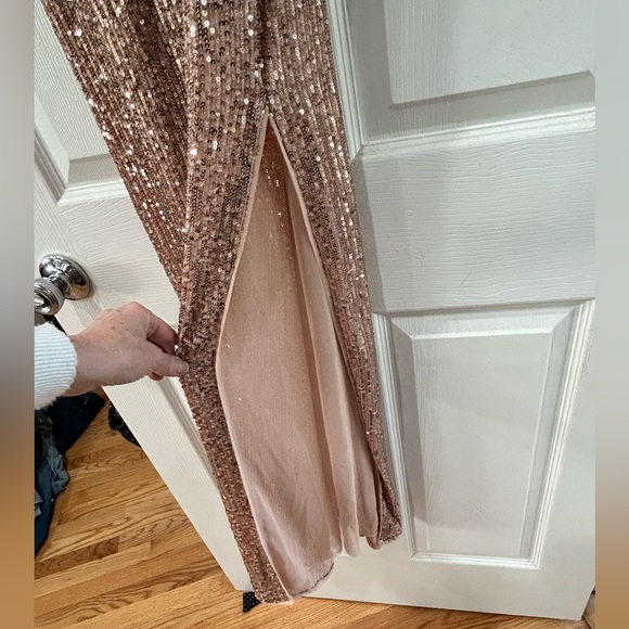 NWT BCBG MaxAzria Sequin Evening Gown Size small PROM WEDDING NEW - Picture 8 of 13